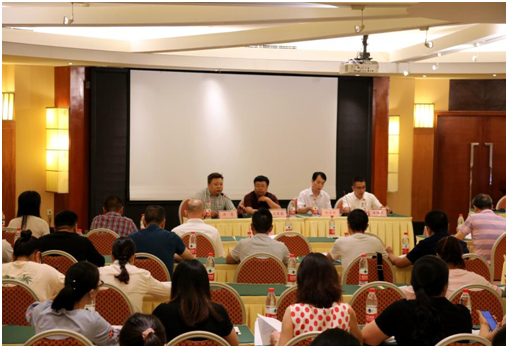 四川國檢公司組織開展“酒類食品安全政策法規(guī)標(biāo)準(zhǔn)、許可現(xiàn)場檢查案例分析、生產(chǎn)過程規(guī)范自查自糾”.png